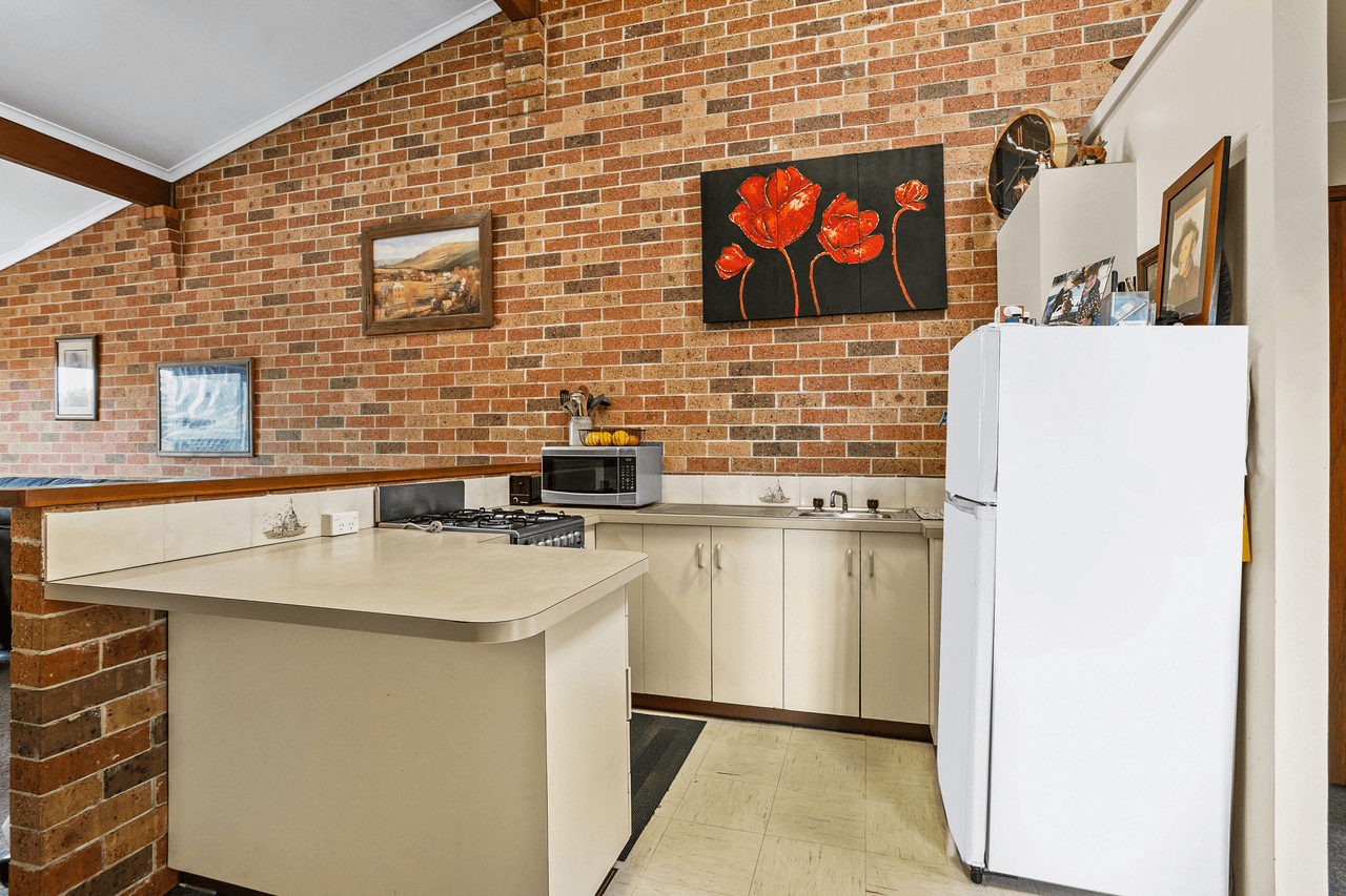 1/6a Koona Street, ALBION PARK RAIL, NSW 2527