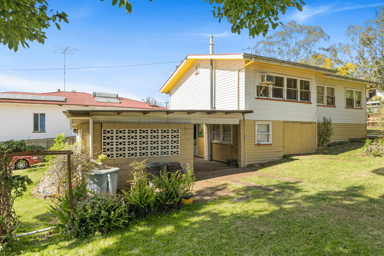 190 Jellicoe Street, NEWTOWN, QLD 4350