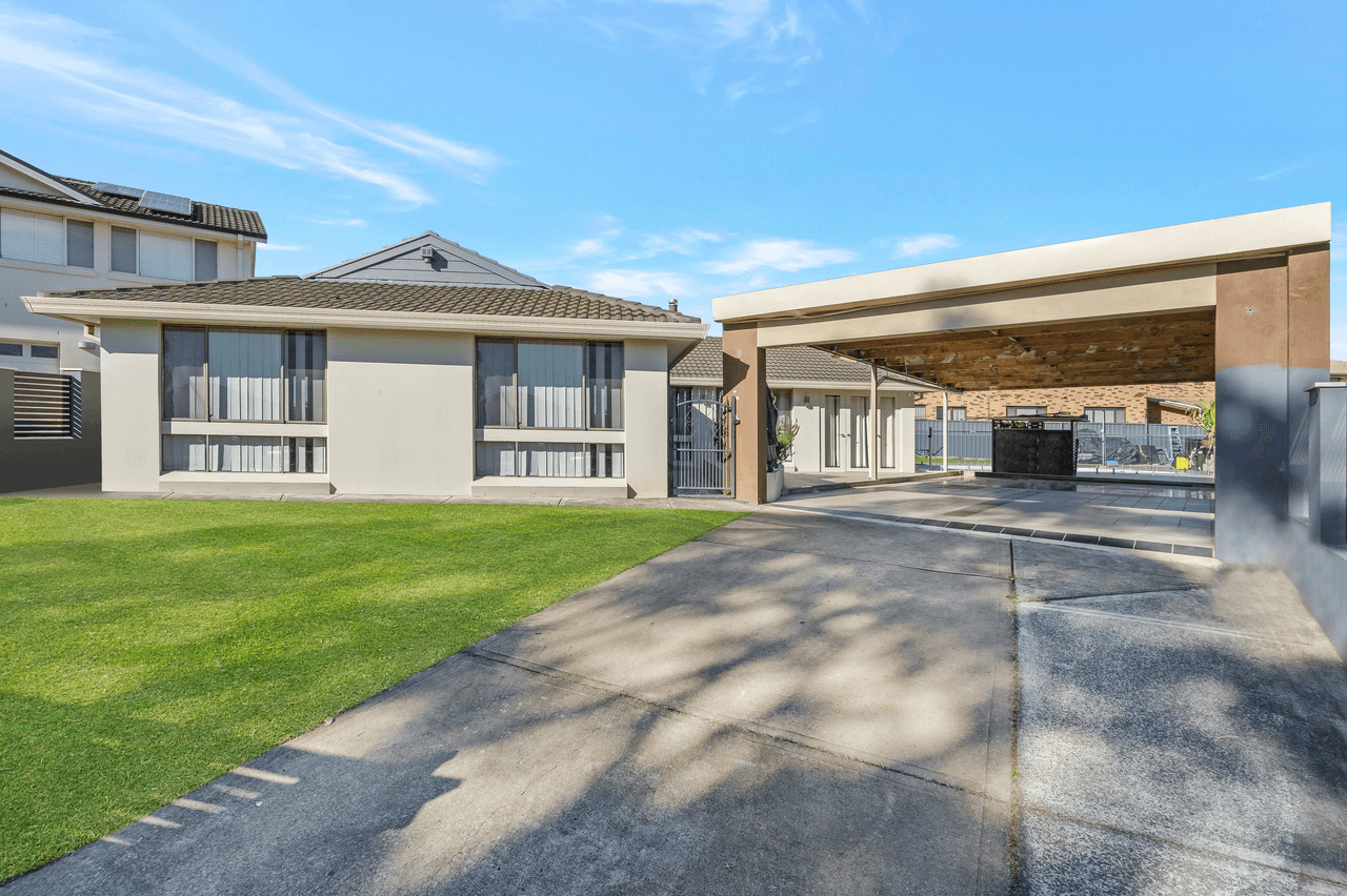 11 Fitzroy Close, HINCHINBROOK, NSW 2168