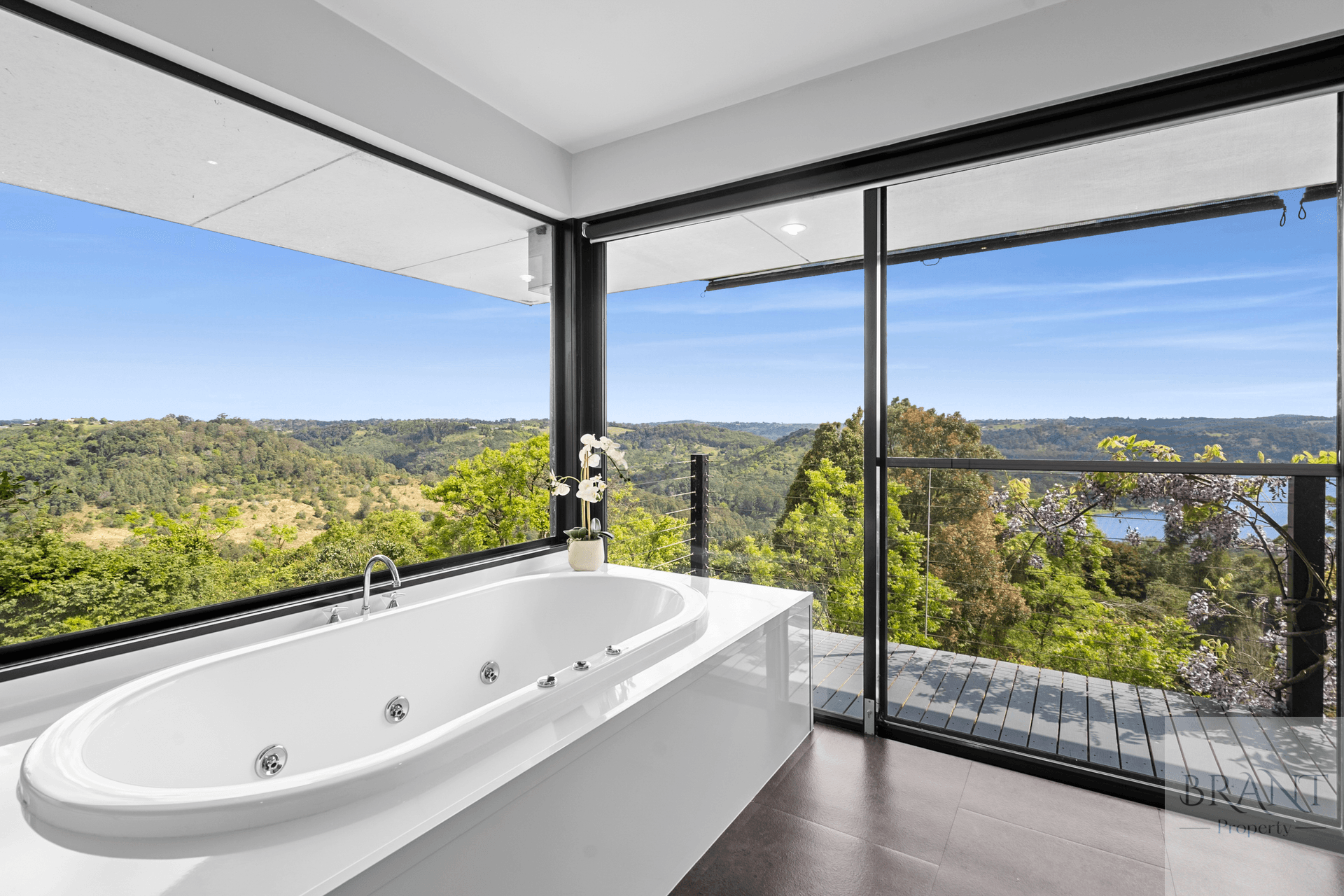 67 Mill Hill Road, Montville, QLD 4560