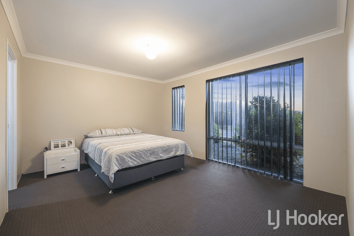 36 Stringybark Way, YANCHEP, WA 6035