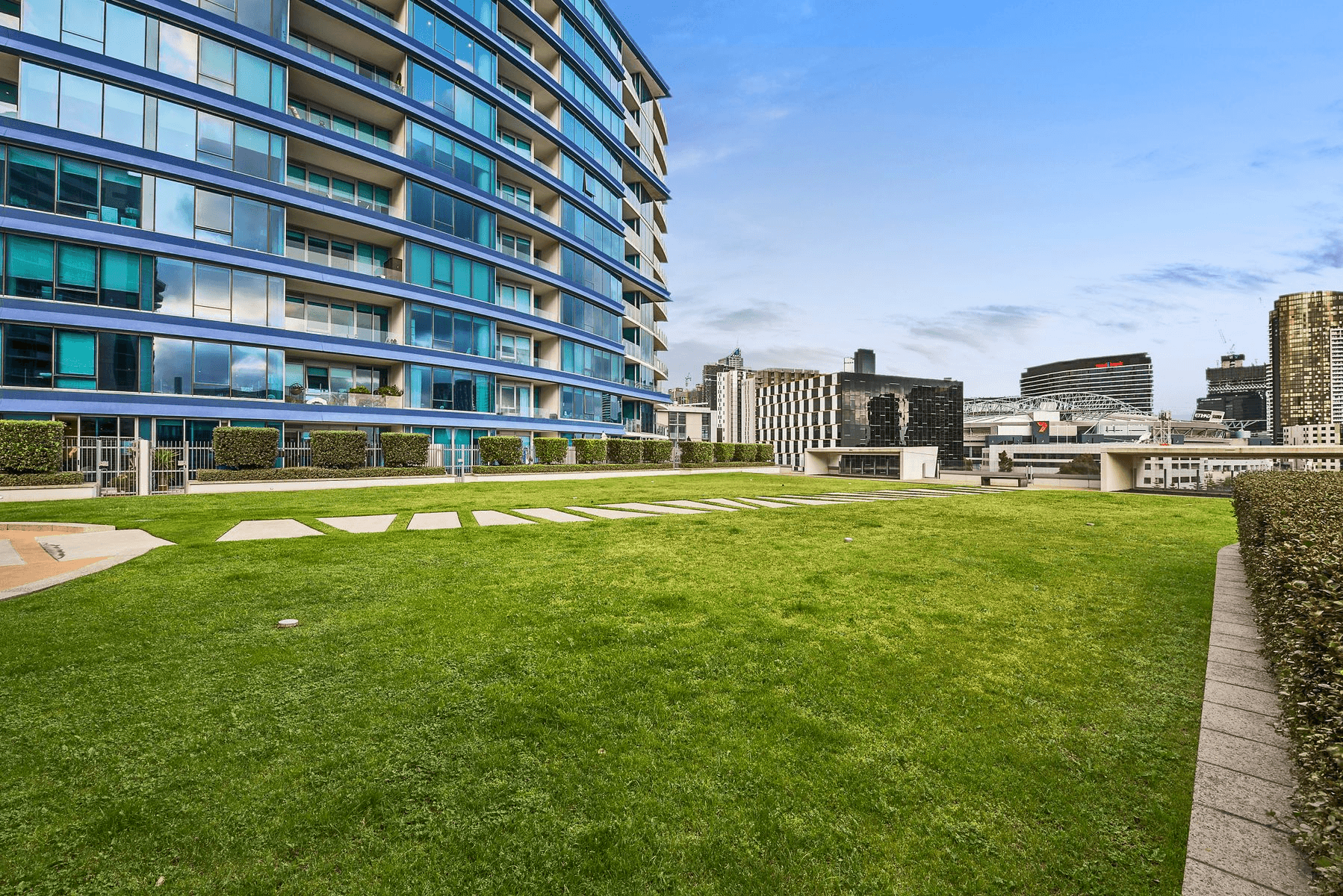 211/2 Newquay Promenade, DOCKLANDS, VIC 3008