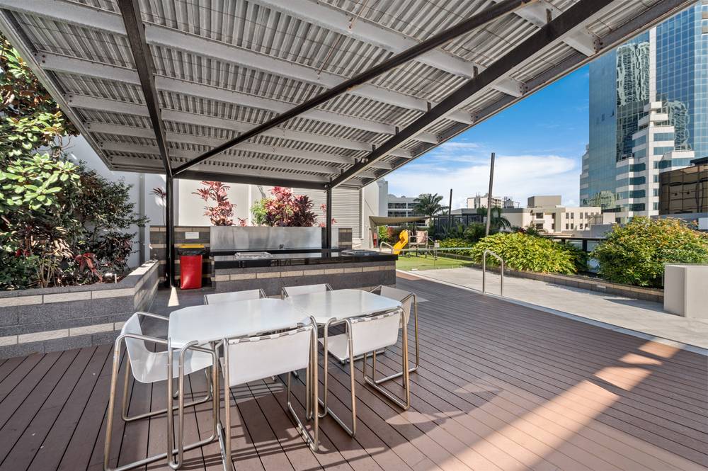 2425/9 Ferny Avenue, SURFERS PARADISE, QLD 4217