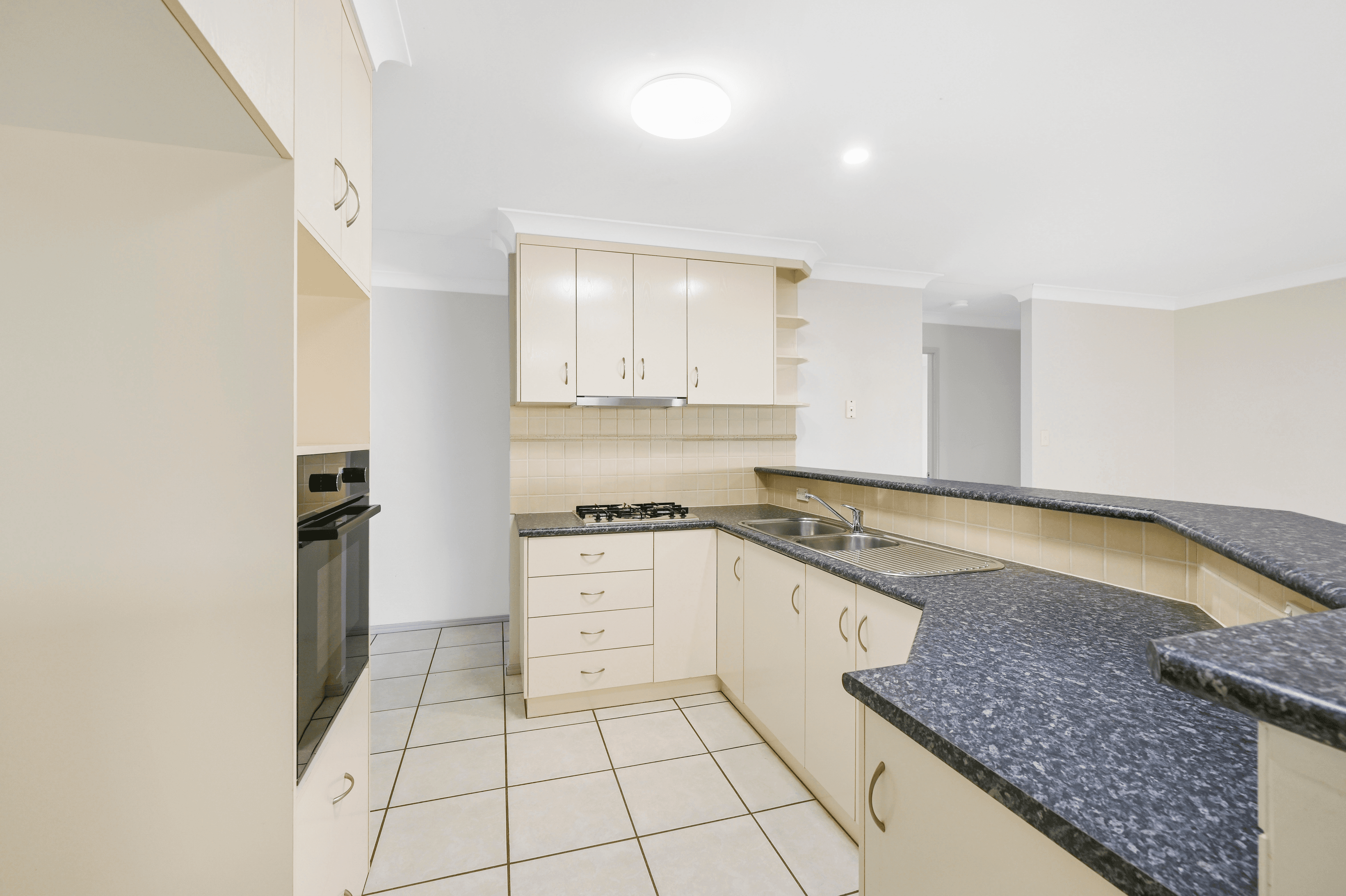 7 Hitzke Crescent, Highfields, QLD 4352