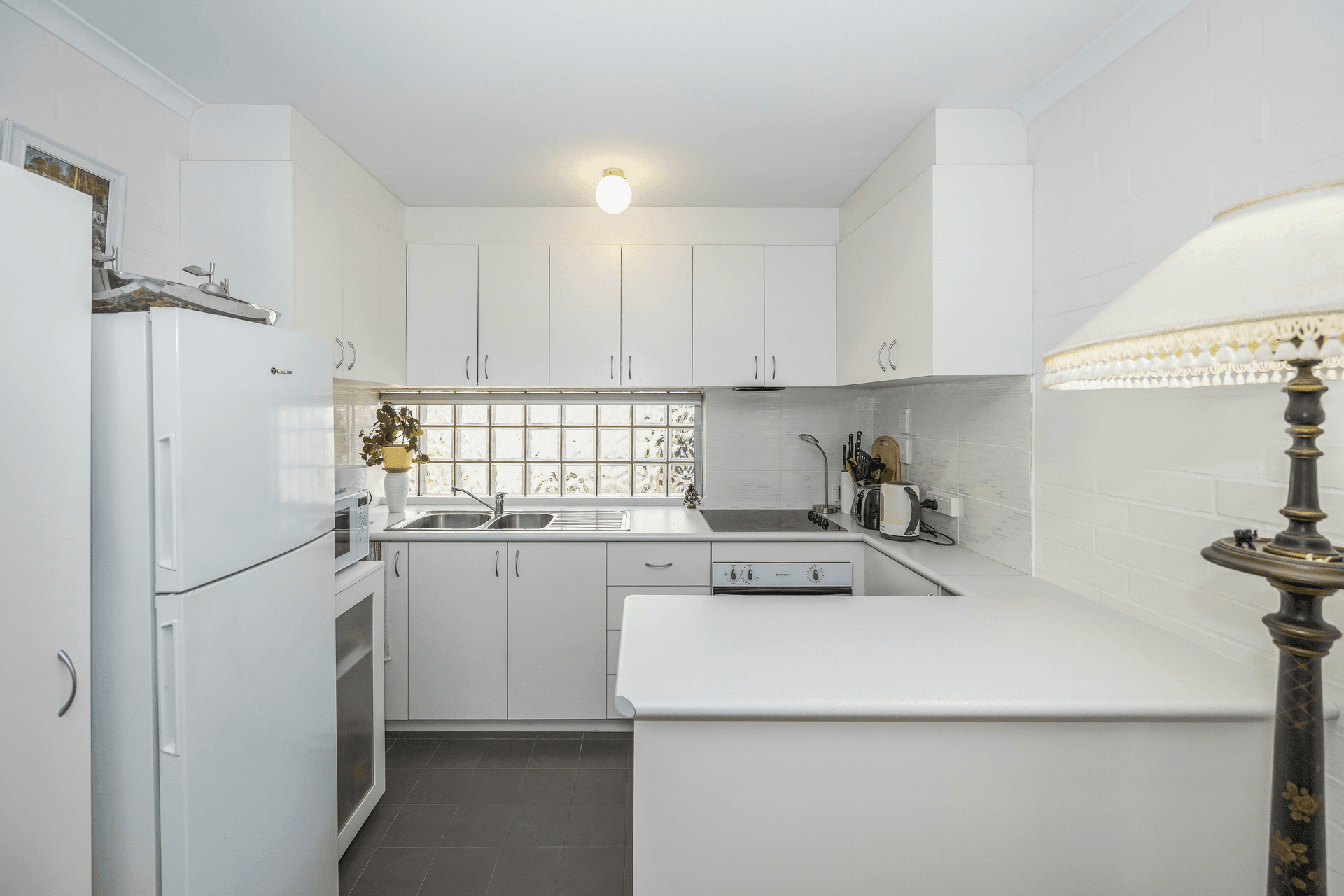 2/303 Cambridge Street, Wembley, WA 6014