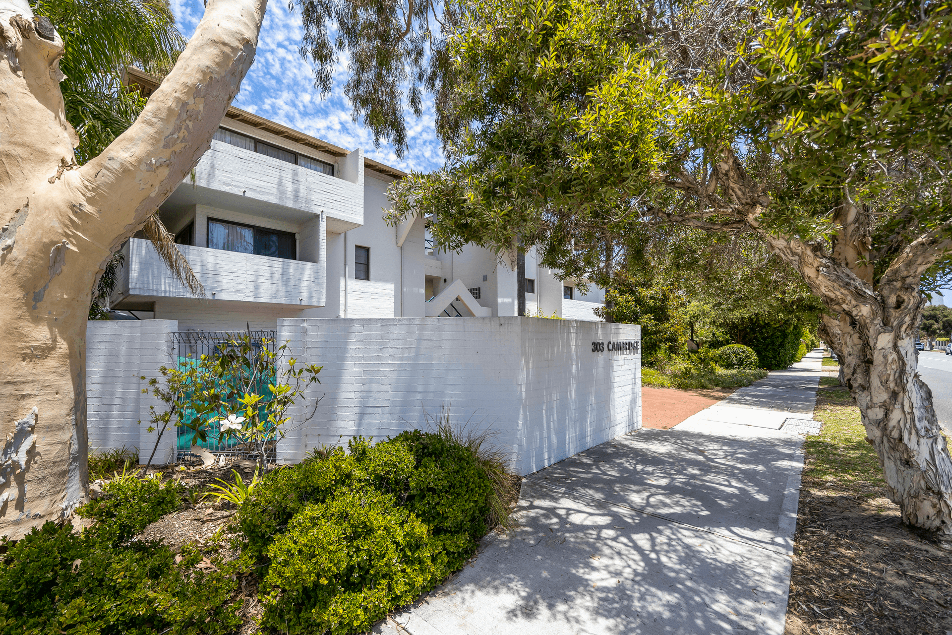 2/303 Cambridge Street, Wembley, WA 6014