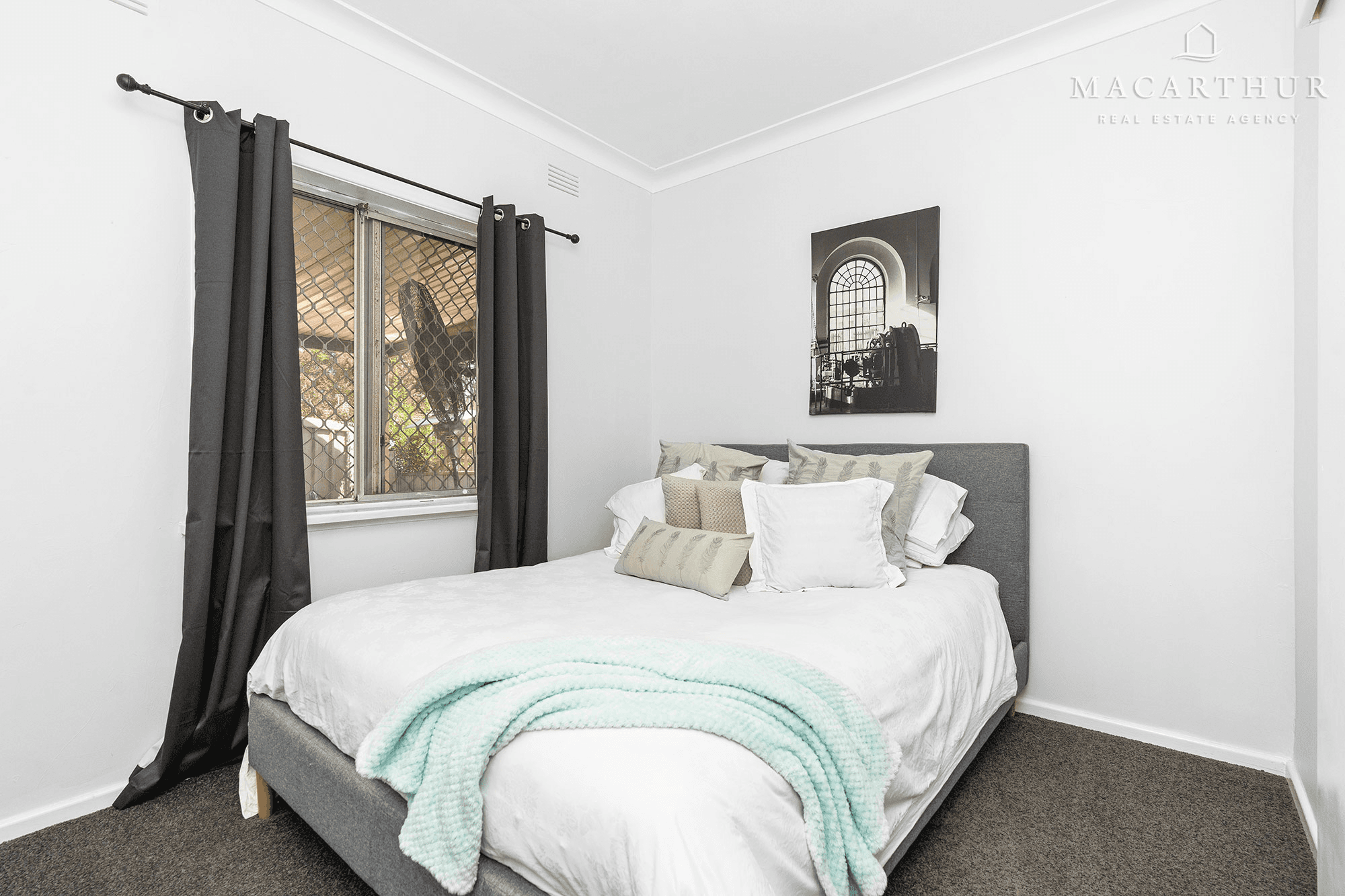 4 Karen Street, Tolland, NSW 2650