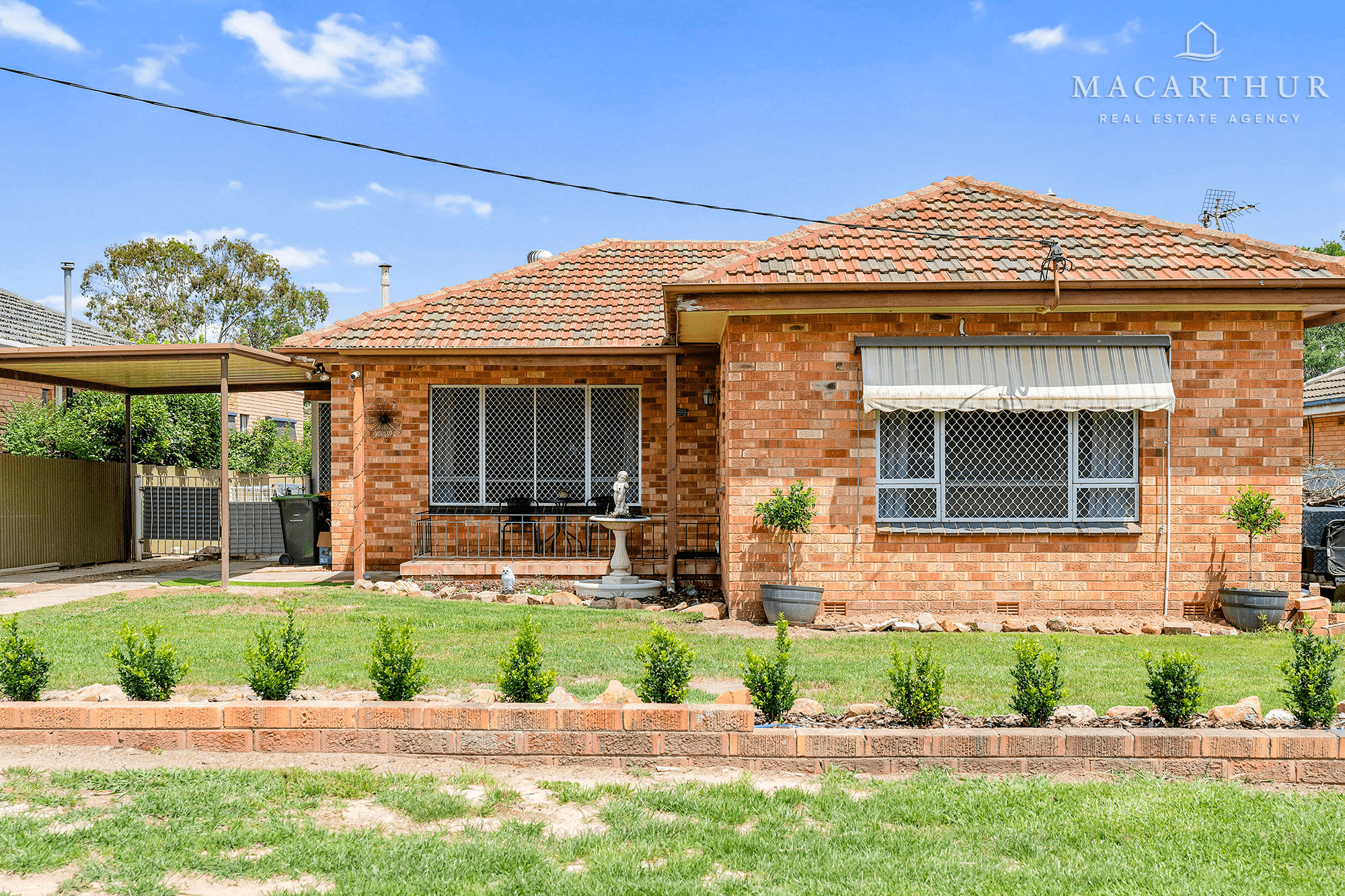 4 Karen Street, Tolland, NSW 2650