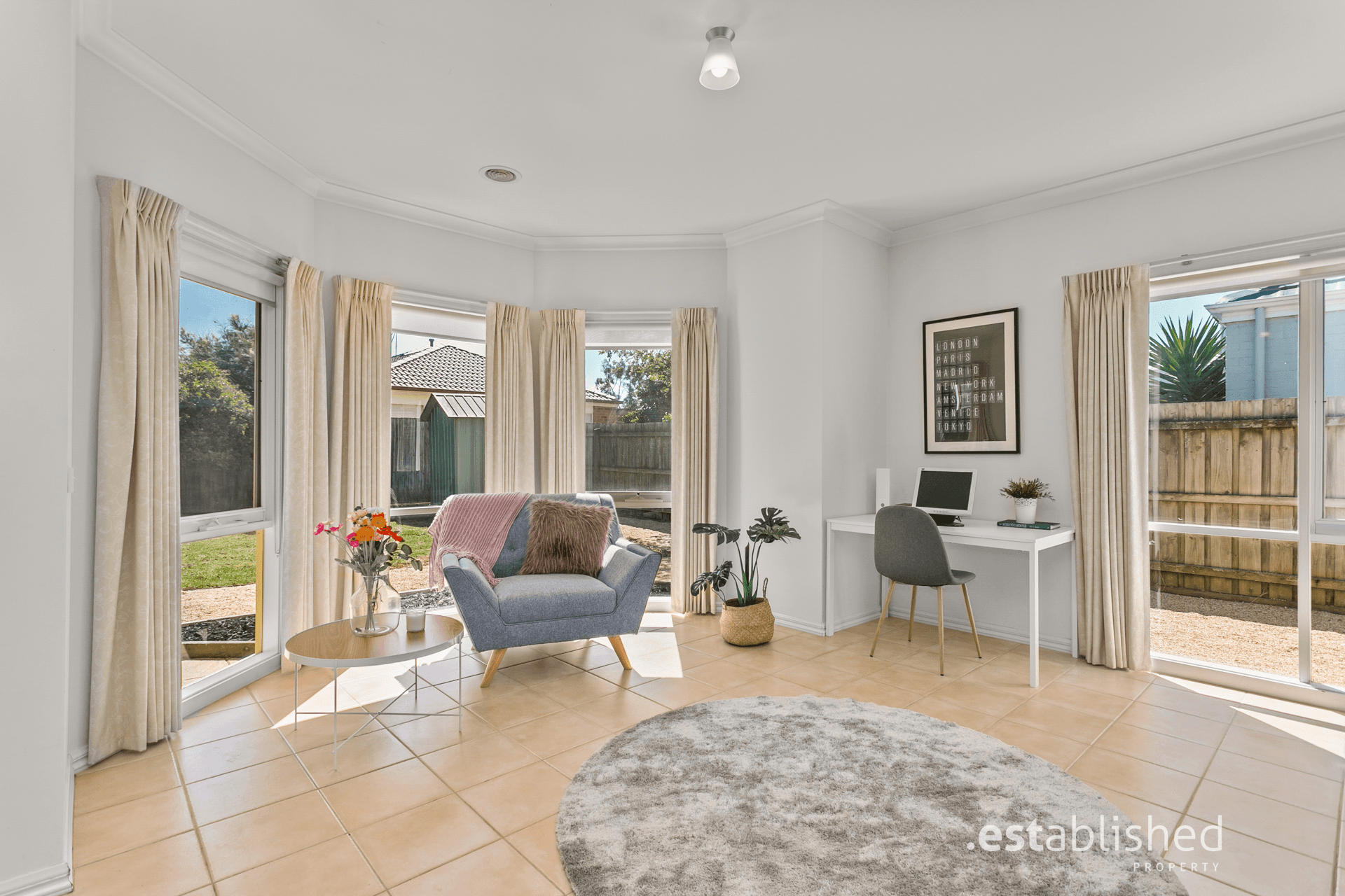 33 Lancaster Drive, POINT COOK, VIC 3030