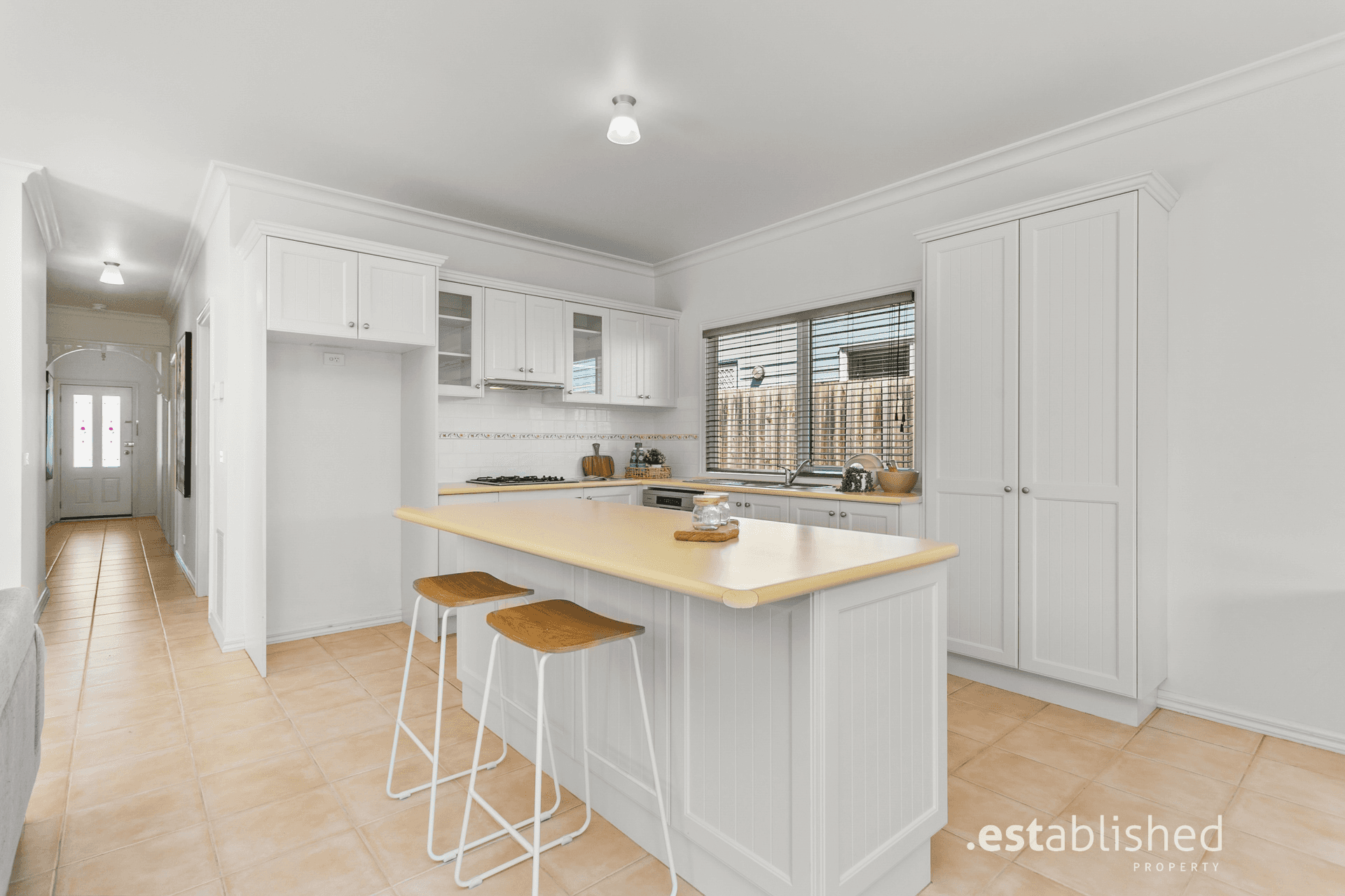 33 Lancaster Drive, POINT COOK, VIC 3030