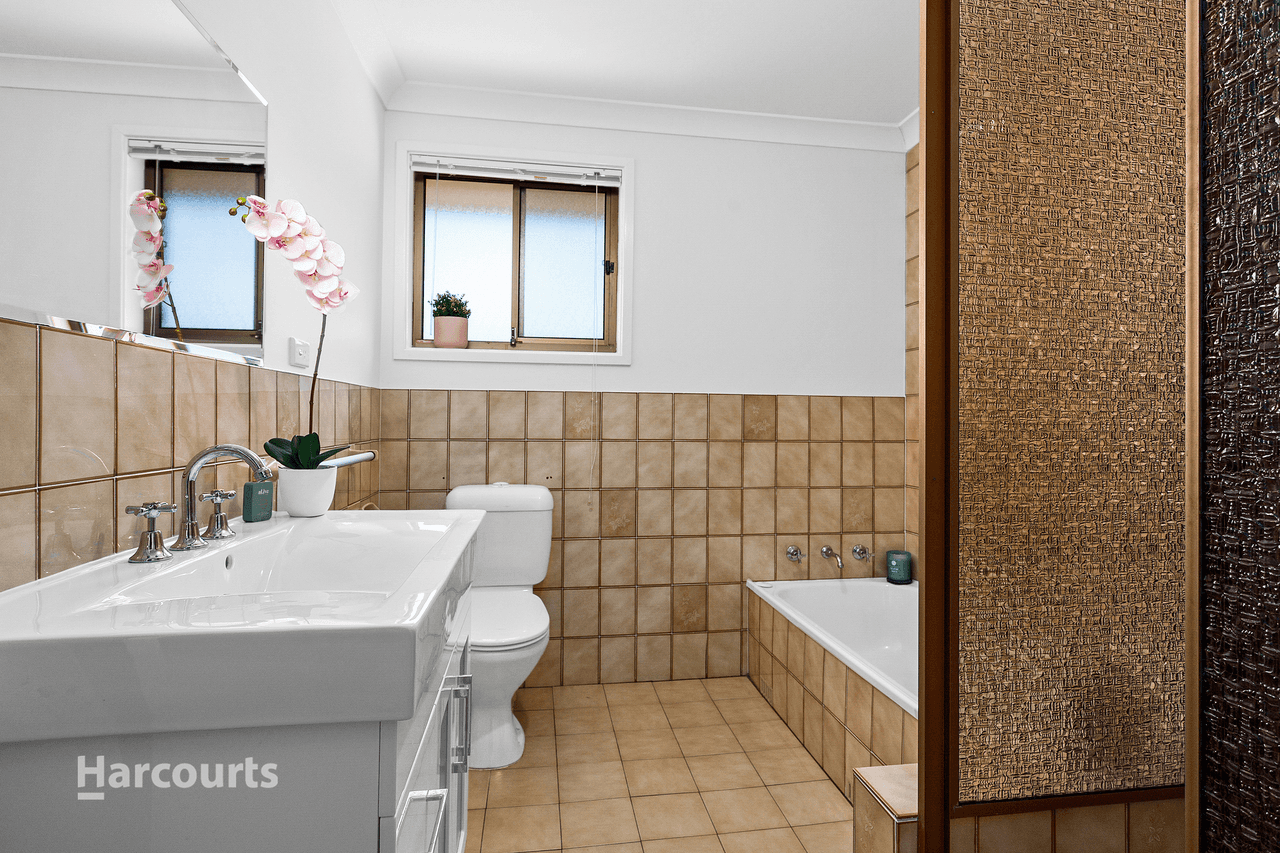 1/3 Powell Street, MANGERTON, NSW 2500