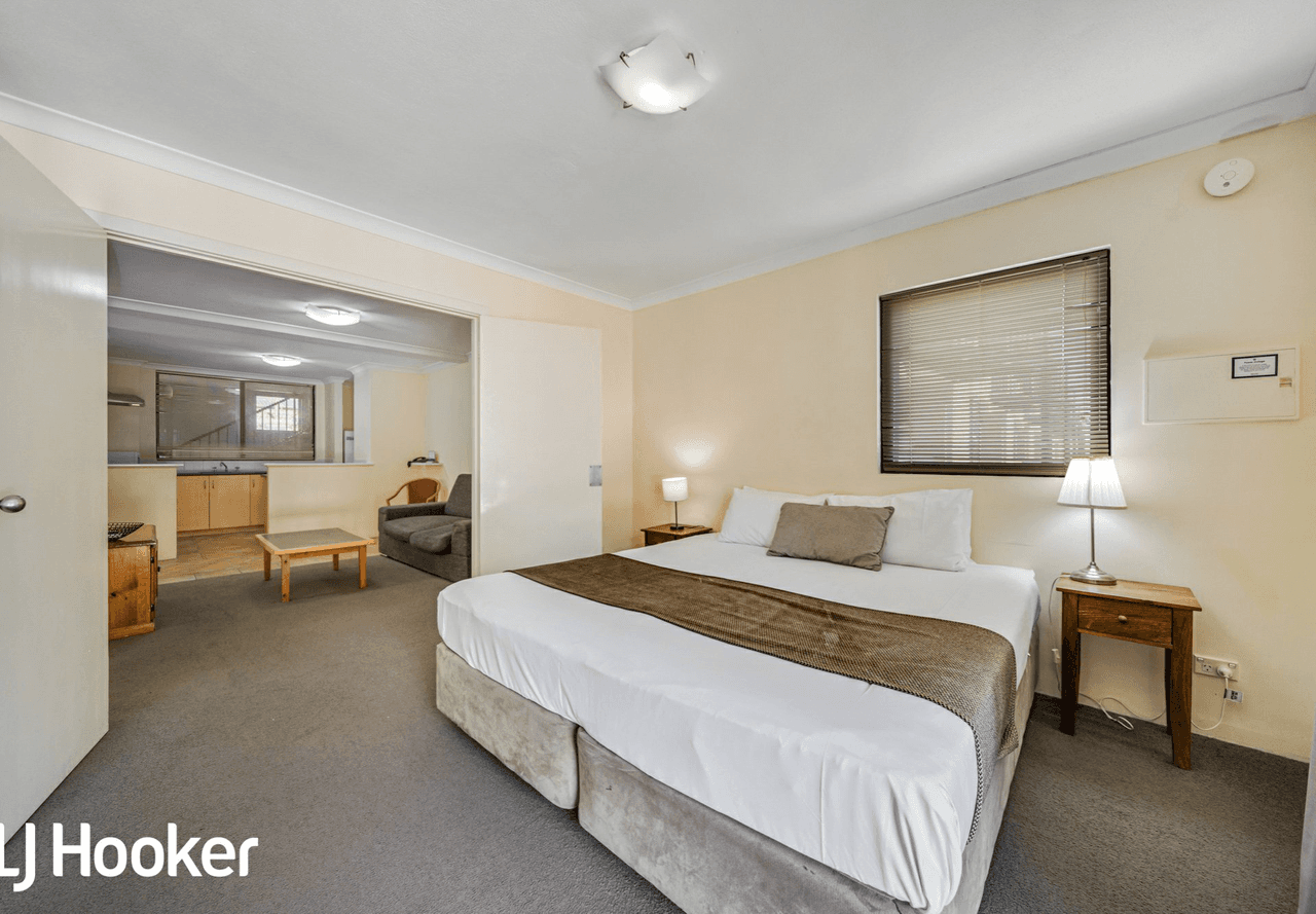 215/29 Melville Parade, SOUTH PERTH, WA 6151