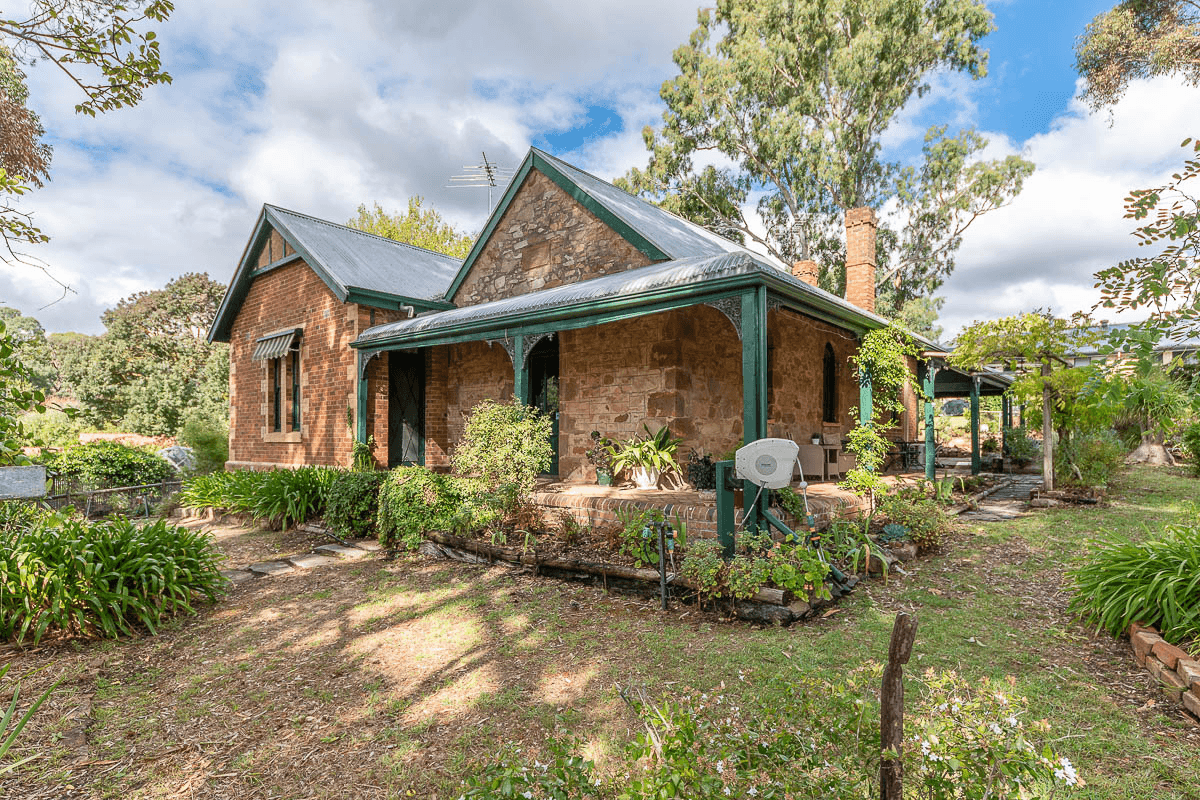 34 Old Princes Highway, LITTLEHAMPTON, SA 5250