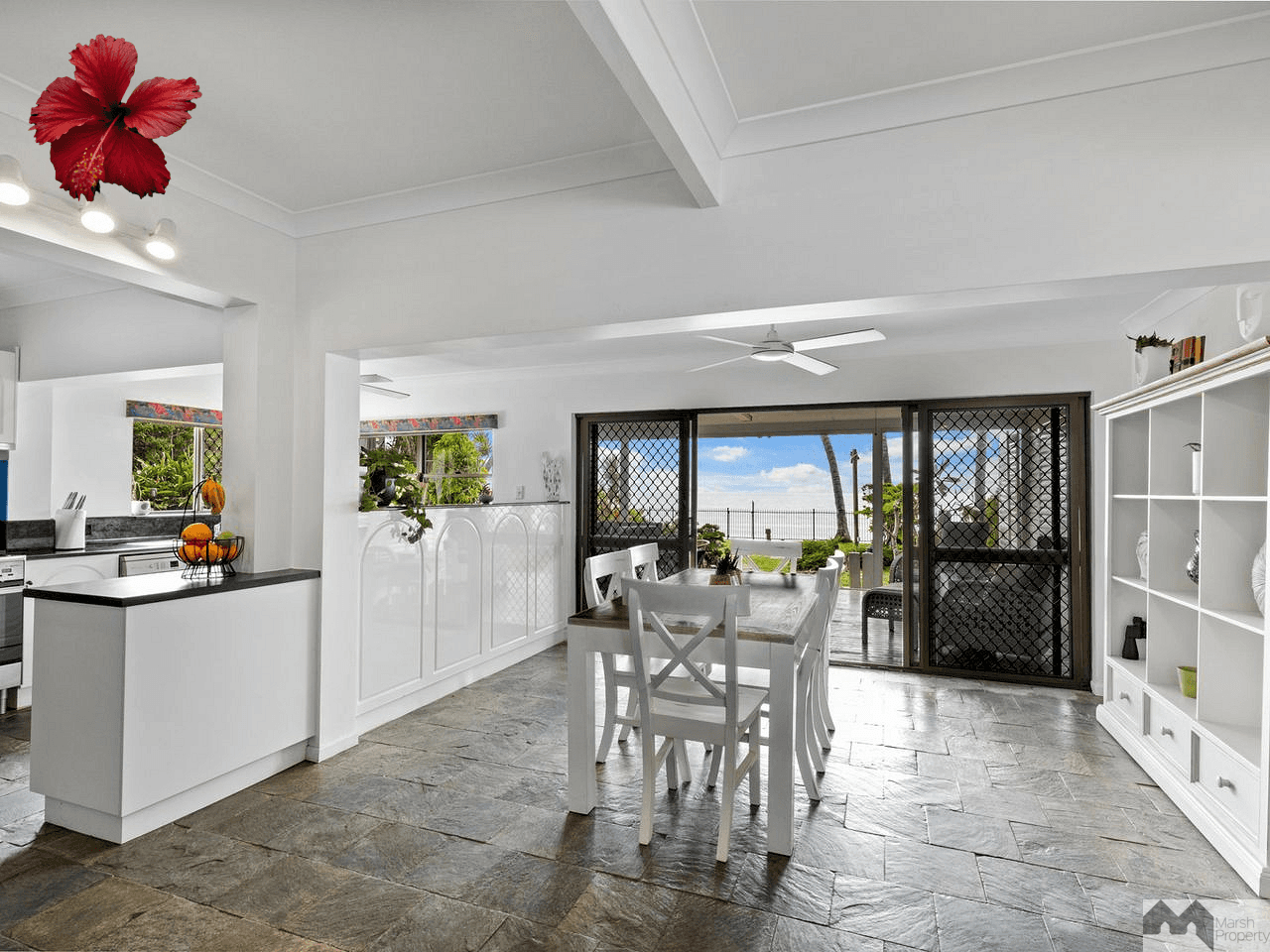 18 Hibiscus Lane, Holloways Beach, QLD 4878