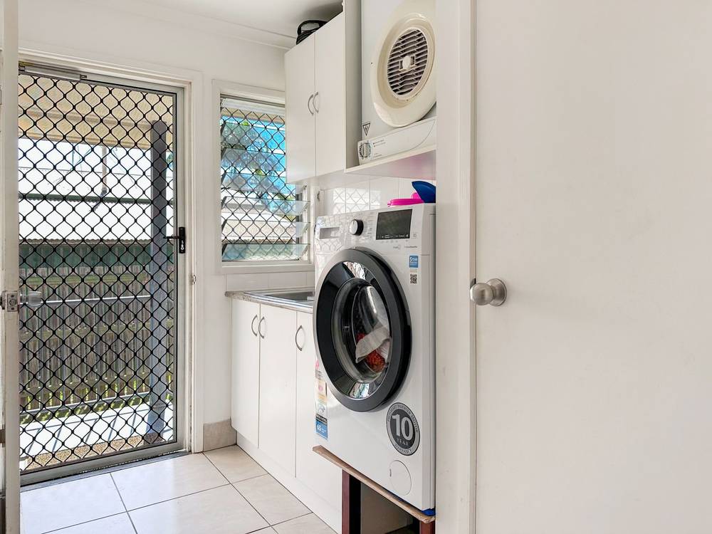 11 Kennedy Drive, Moranbah, QLD 4744