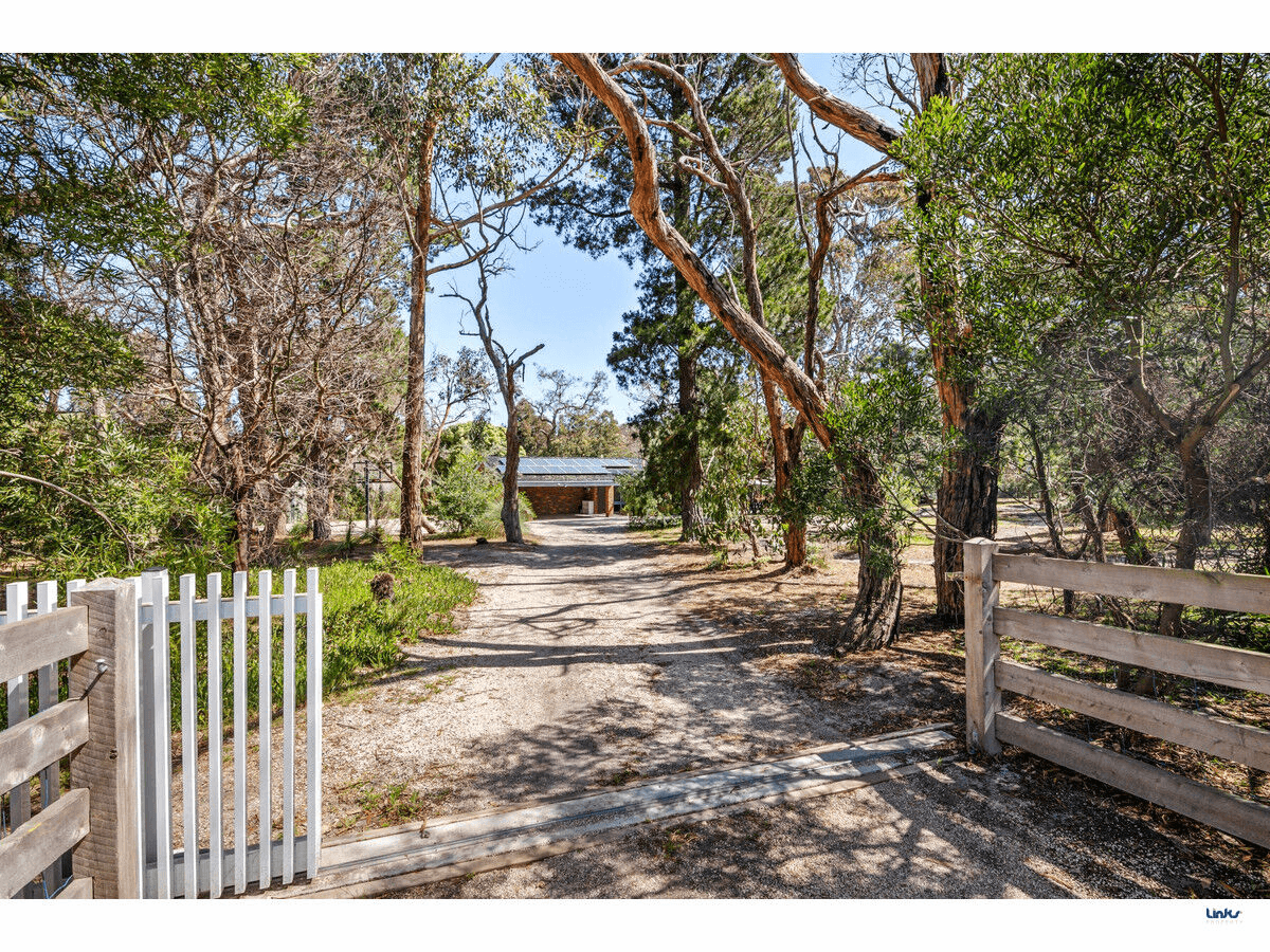 99 Coombes Road, Torquay, VIC 3228