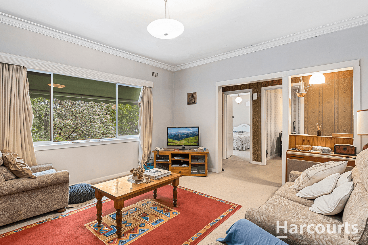 1 Glenburnie Road, MITCHAM, VIC 3132
