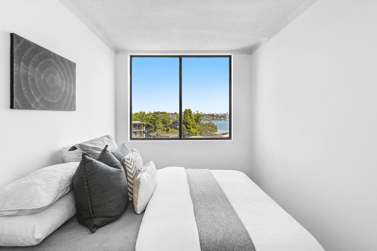 18/2 Bortfield Drive, Chiswick, NSW 2046