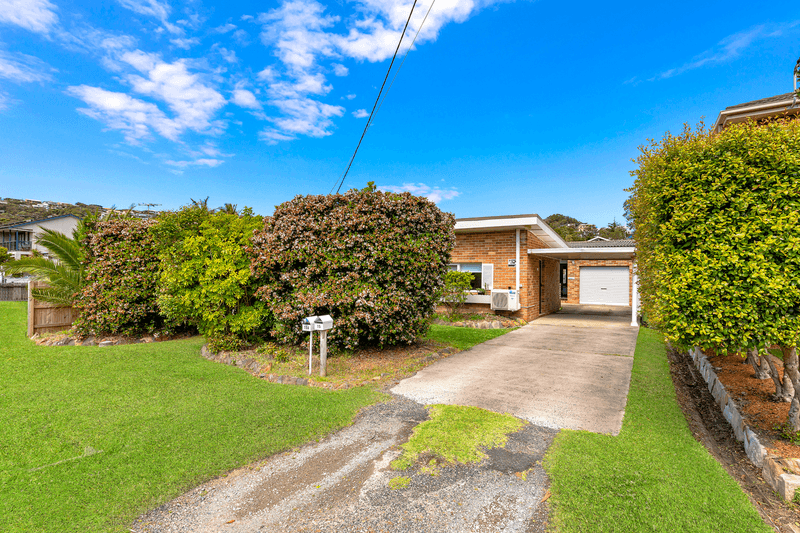 15 Del Mar Drive, COPACABANA, NSW 2251