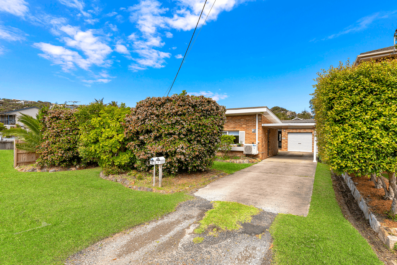 15 Del Mar Drive, COPACABANA, NSW 2251