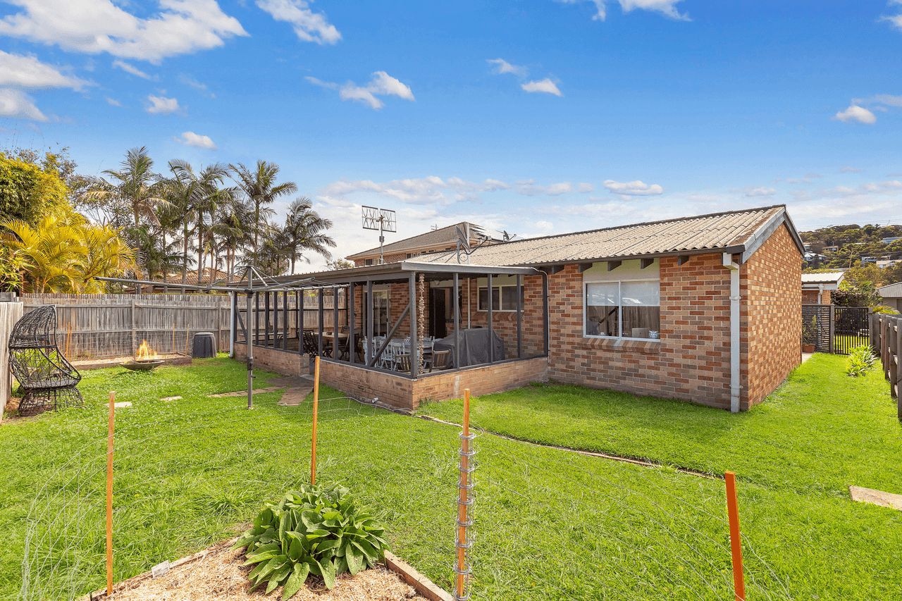 15 Del Mar Drive, COPACABANA, NSW 2251