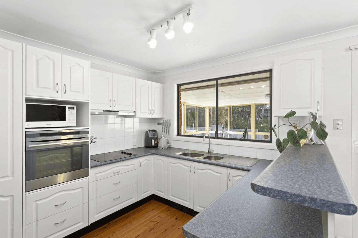 21 Kurrajong Road, GREYSTANES, NSW 2145