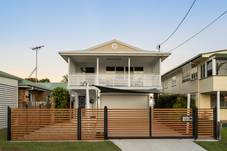 90 Seaville Avenue, Scarborough, QLD 4020