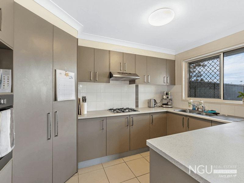 1 & 2/68 Vineyard Street, One Mile, QLD 4305