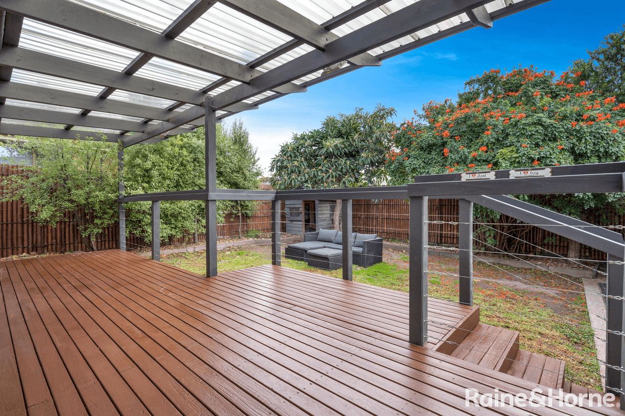 2 Darwin Street, SUNBURY, VIC 3429