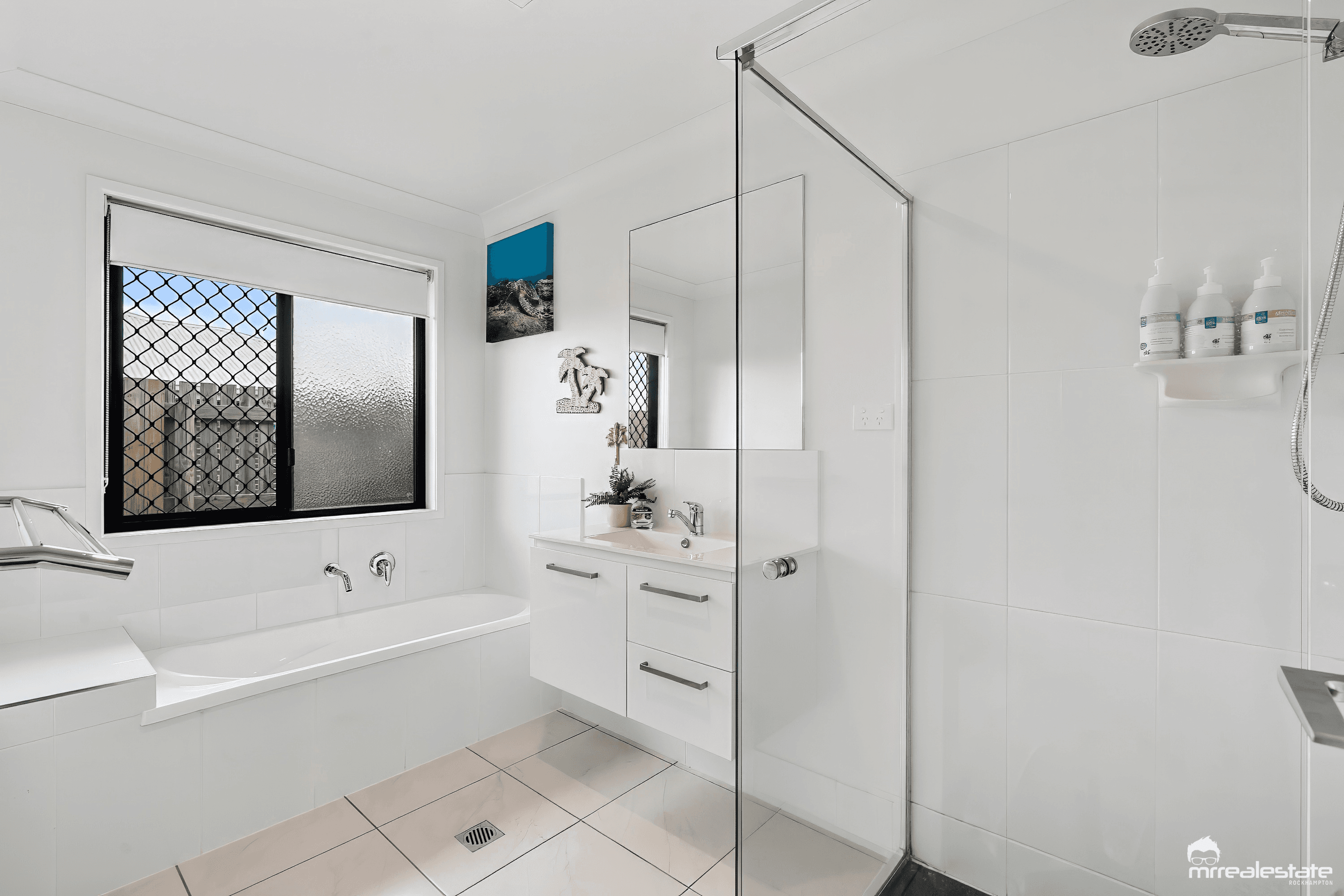 34 Diploma Street, Norman Gardens, QLD 4701