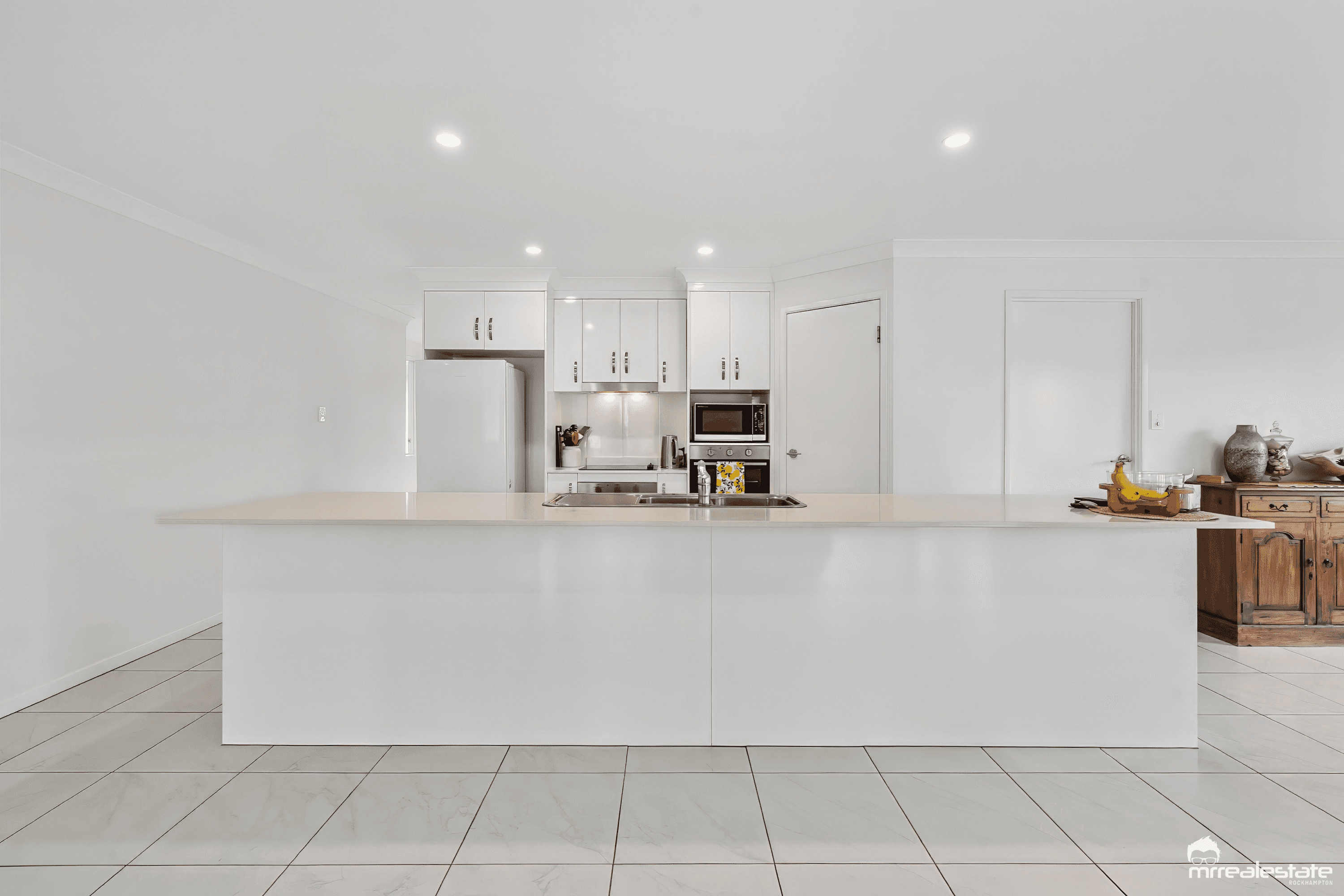 34 Diploma Street, Norman Gardens, QLD 4701