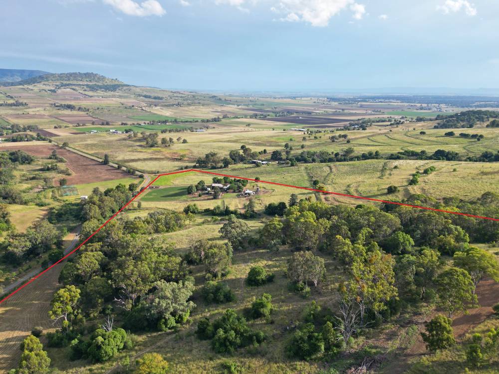 85 Rettkes Rd, Swanfels, QLD 4371