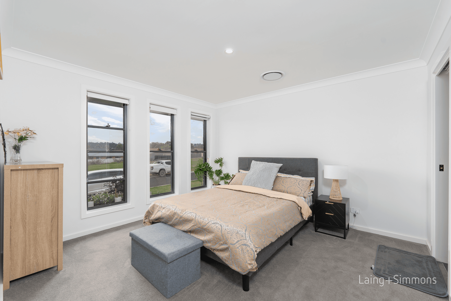 4 Bruce Close, Armidale, NSW 2350