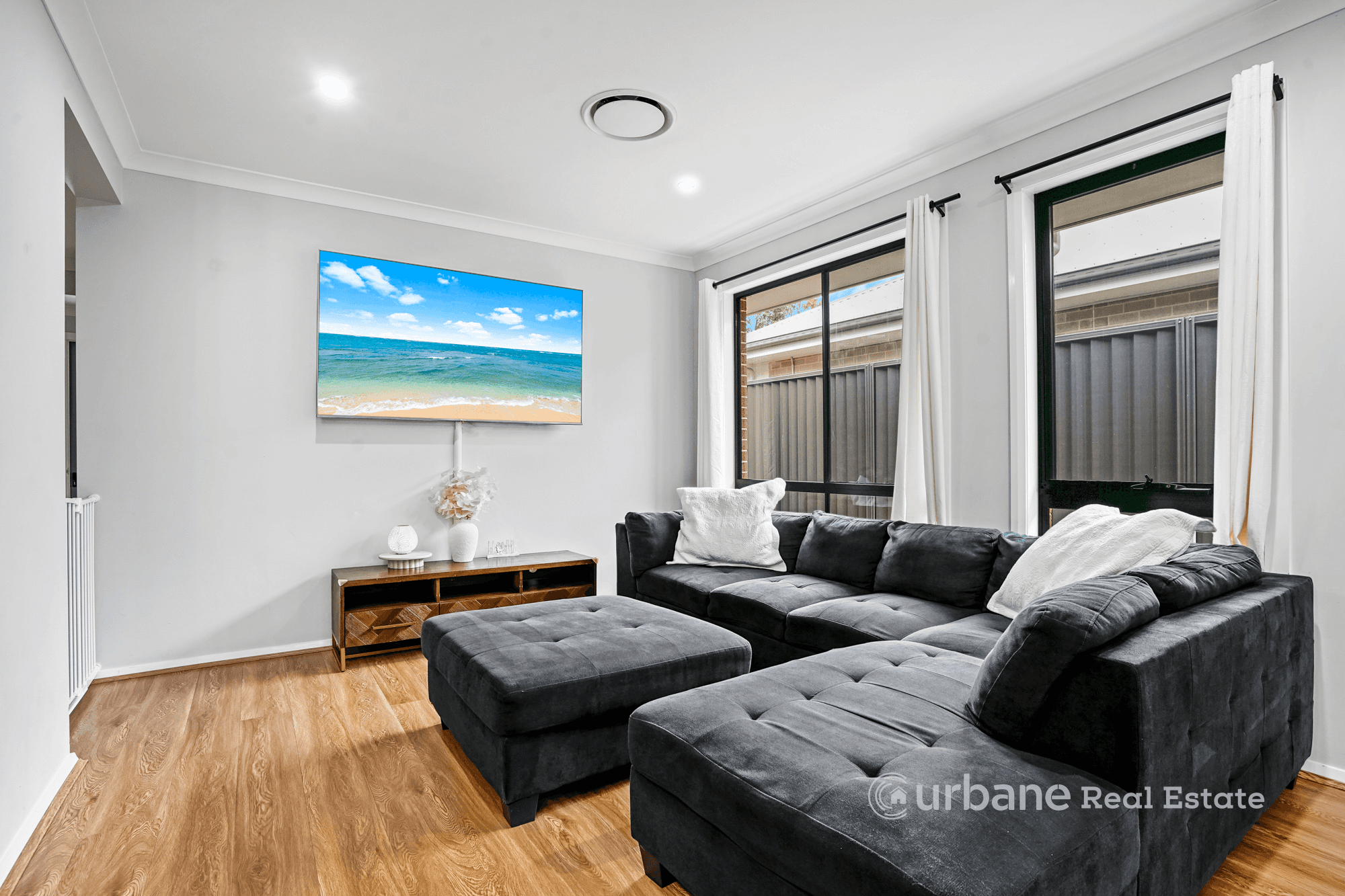14 Bivouac Street, JORDAN SPRINGS, NSW 2747