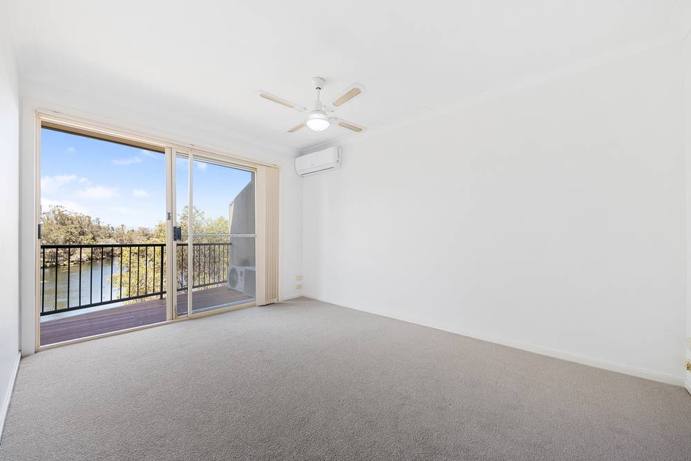 20/7-9 Santa Cruz Boulevard, CLEAR ISLAND WATERS, QLD 4226