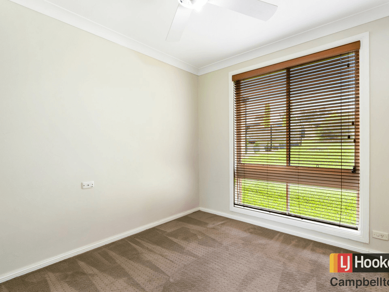 84 Semillon Crescent, ESCHOL PARK, NSW 2558