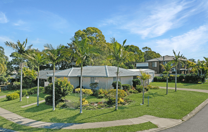 13 Coolgarra Avenue, BONGAREE, QLD 4507