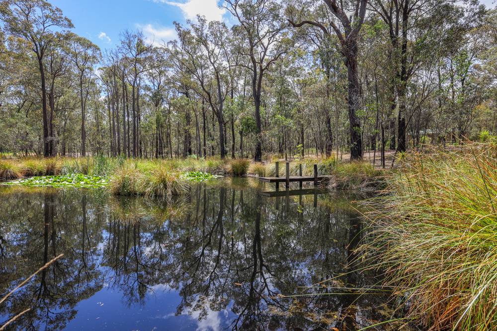 192 Lambrecht Road, Heyfield, VIC 3858