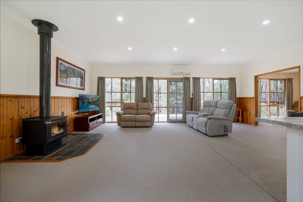 192 Lambrecht Road, Heyfield, VIC 3858