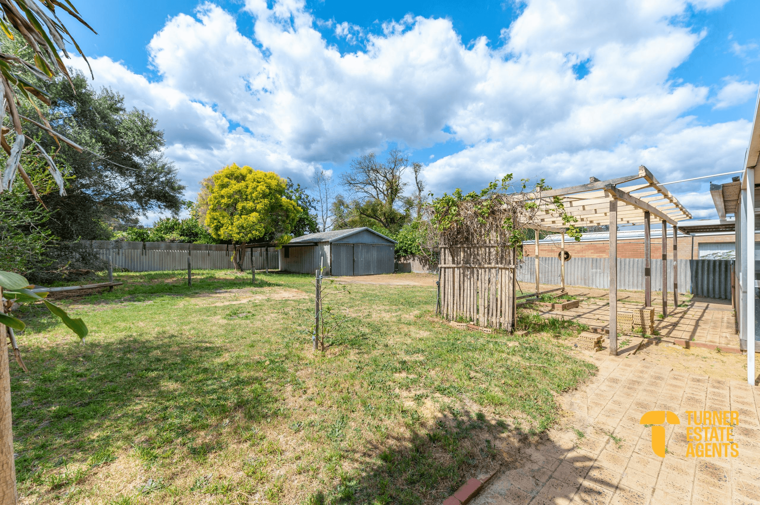 10 Wakefield Road, HIGH WYCOMBE, WA 6057