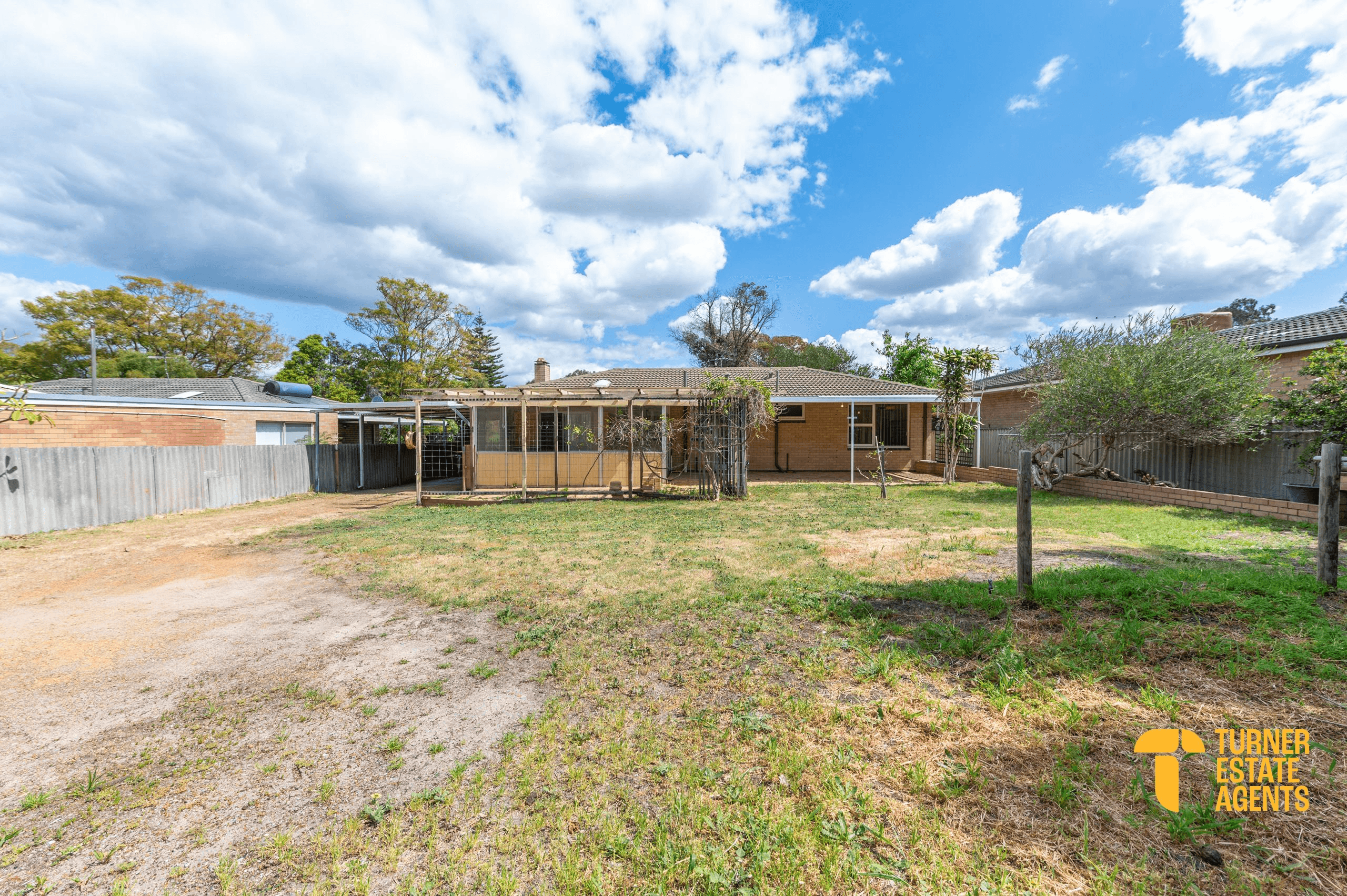 10 Wakefield Road, HIGH WYCOMBE, WA 6057