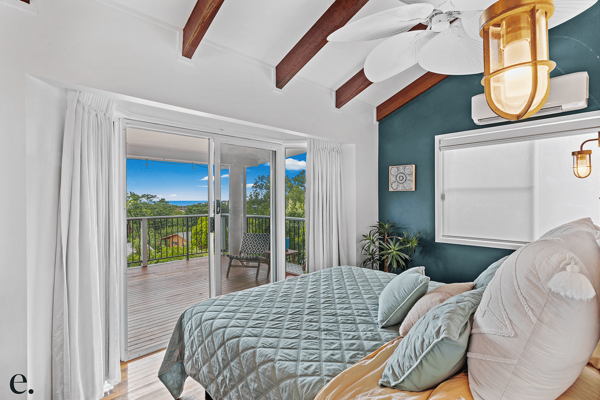 35 Jones Road, CANNONVALE, QLD 4802