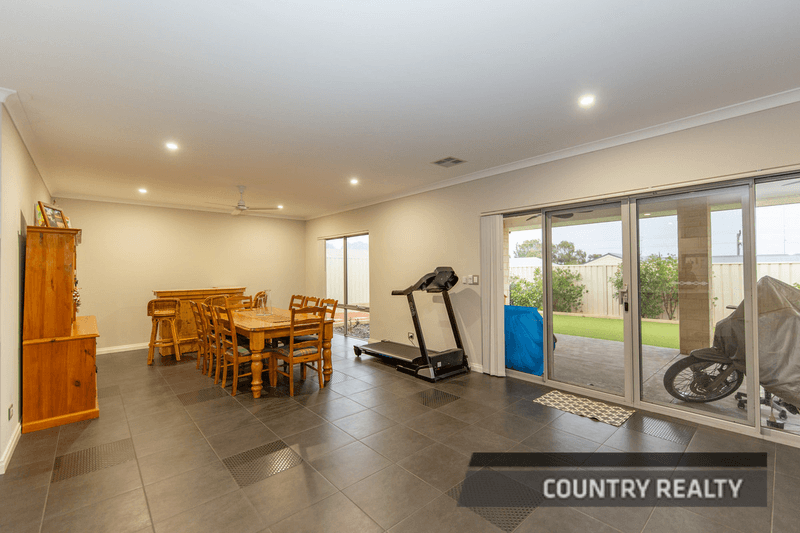 8 Oakover Place, Northam, WA 6401