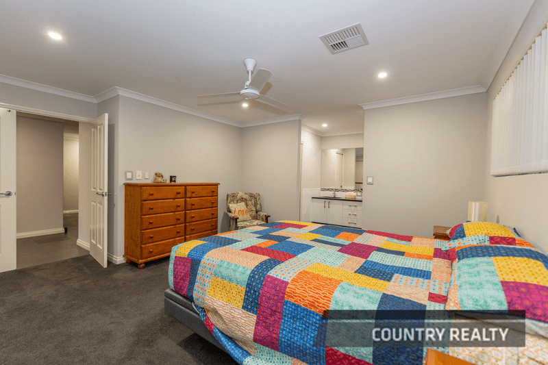 8 Oakover Place, Northam, WA 6401