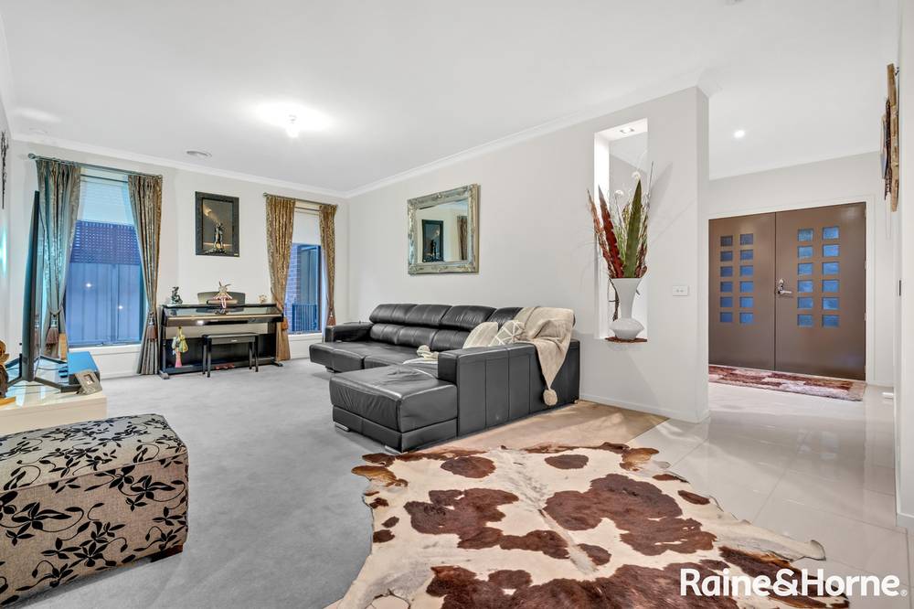14 Jirrahlinga Terrace, CRAIGIEBURN, VIC 3064