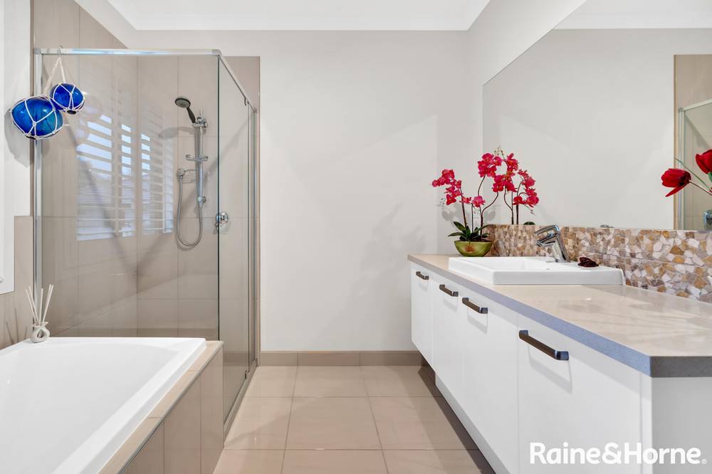 14 Jirrahlinga Terrace, CRAIGIEBURN, VIC 3064