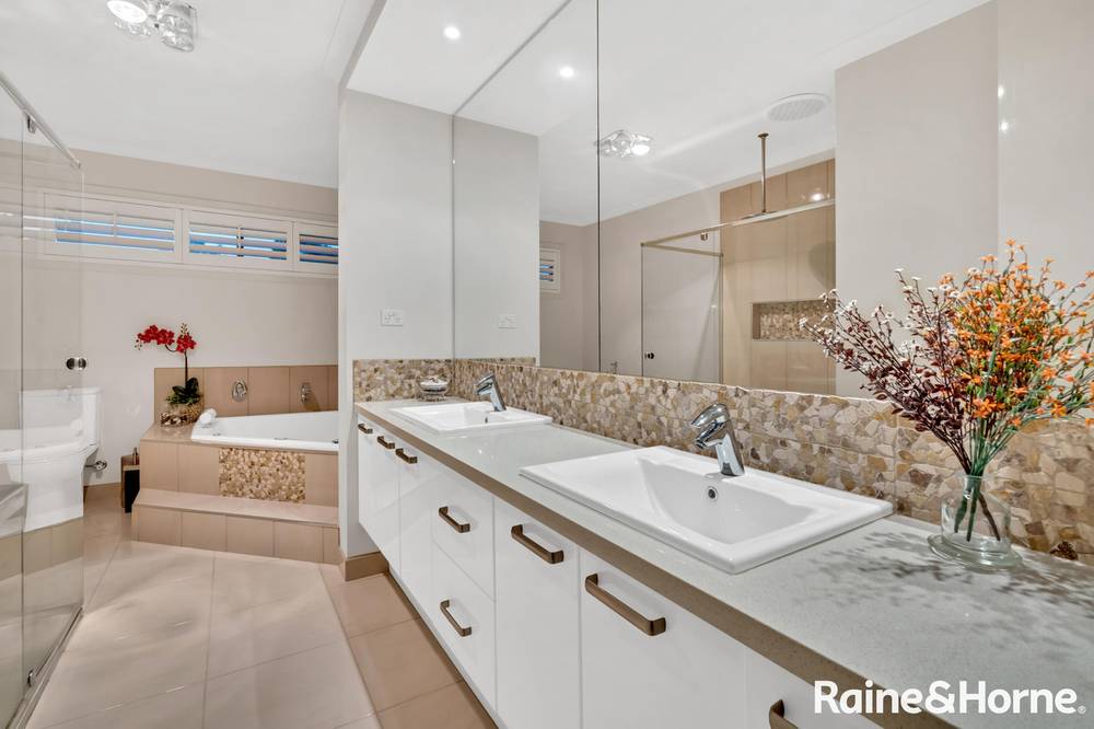 14 Jirrahlinga Terrace, CRAIGIEBURN, VIC 3064