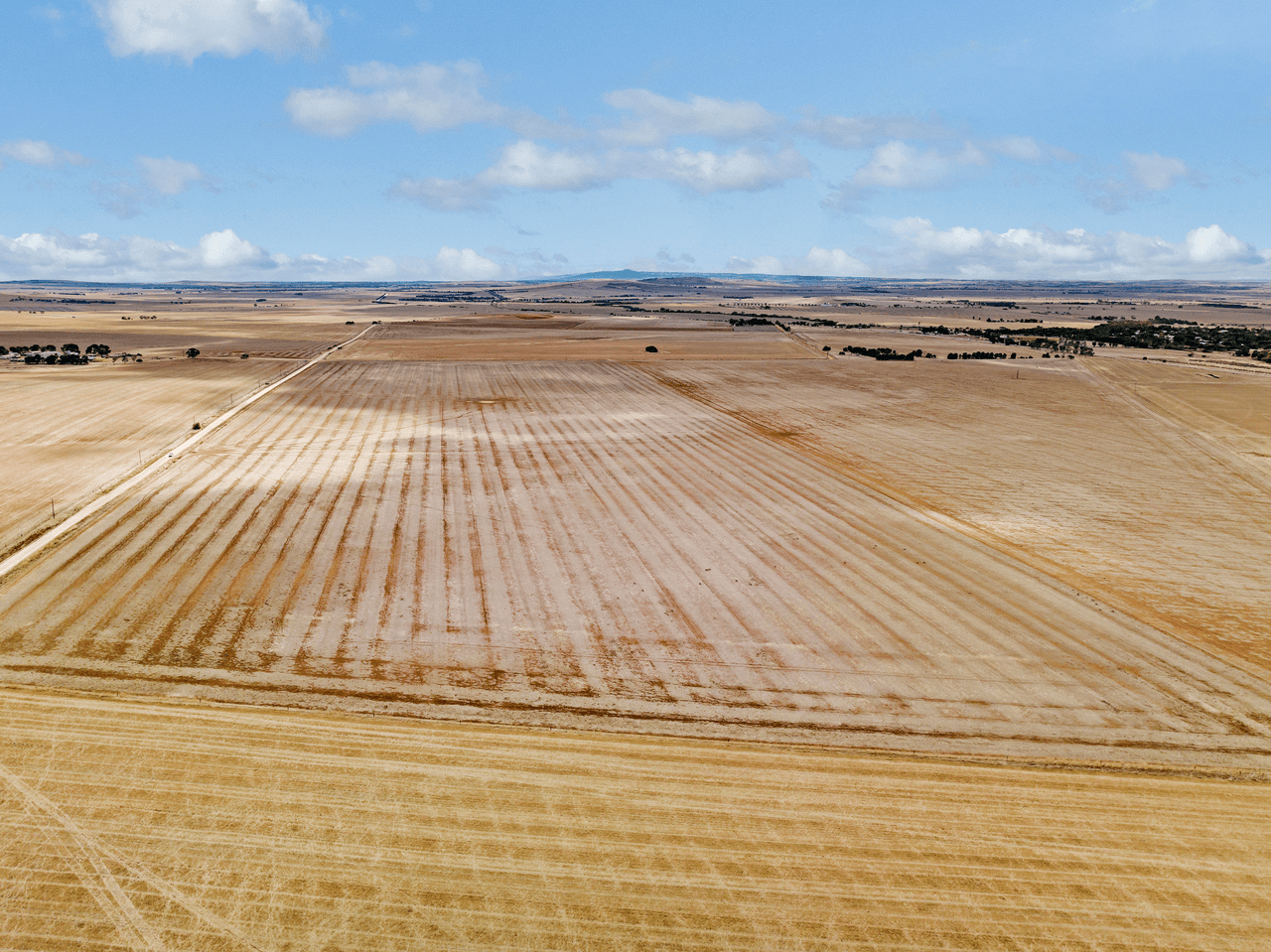 'Moorefield' Jones Road, REDHILL, SA 5521
