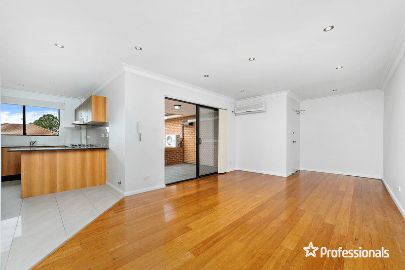 21/14 White Avenue, Bankstown, NSW 2200