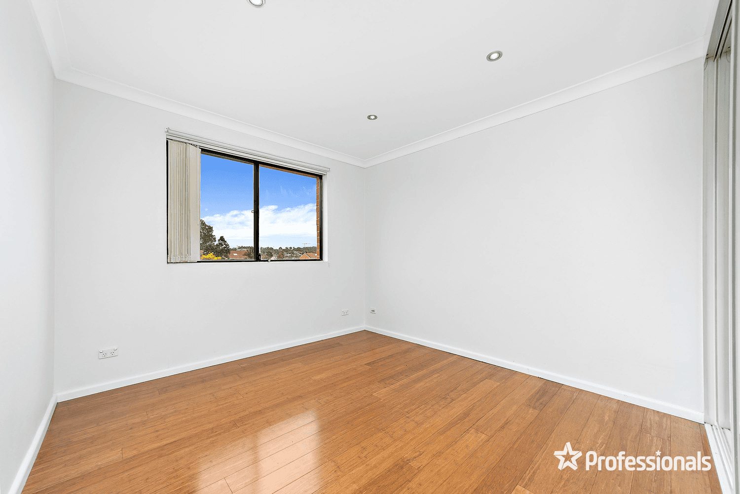 21/14 White Avenue, Bankstown, NSW 2200